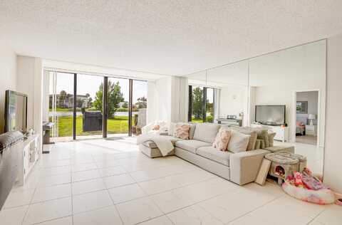 4272 Deste Court, Lake Worth, FL 33467