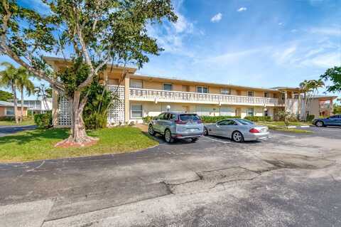 1710 NW 18th Avenue, Delray Beach, FL 33445