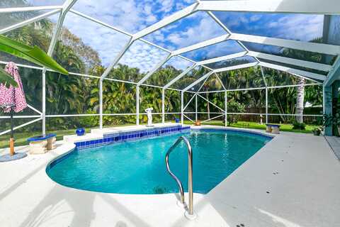 1104 W Weatherbee Road, Fort Pierce, FL 34982