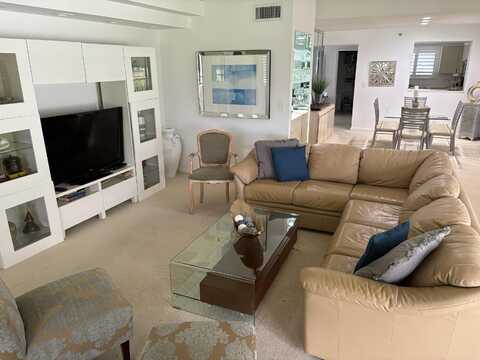 15314 Strathearn Drive, Delray Beach, FL 33446