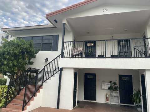 250 SW 7th 13 Street, Boca Raton, FL 33432