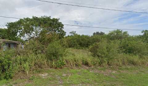 2424 42nd Street, Vero Beach, FL 32967