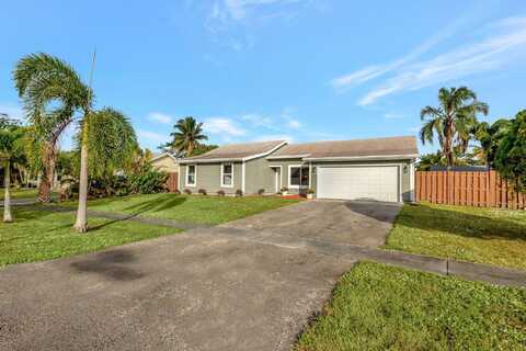 5588 Barnstead Circle, Lake Worth, FL 33463
