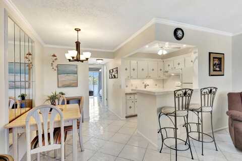 47 Berkshire B, West Palm Beach, FL 33417