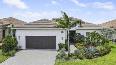 8680 SW Flutto Way, Port Saint Lucie, FL 34987