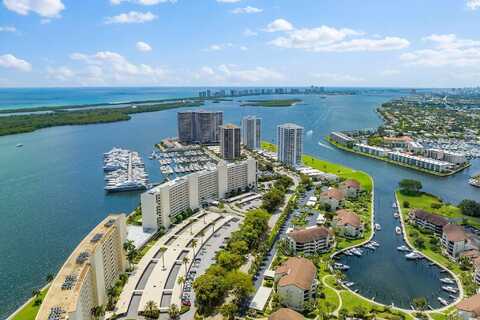 134 Lakeshore Drive, North Palm Beach, FL 33408
