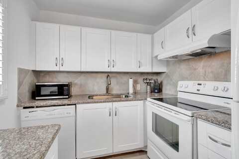 239 Brighton F, Boca Raton, FL 33434