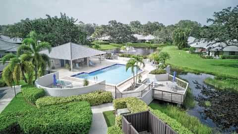 829 Club Drive, Palm Beach Gardens, FL 33418