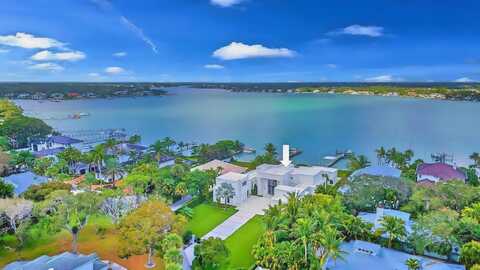 18200 Gardiner Lane, Jupiter, FL 33458