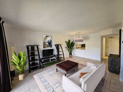 2856 S Garden Drive, Lake Worth, FL 33461