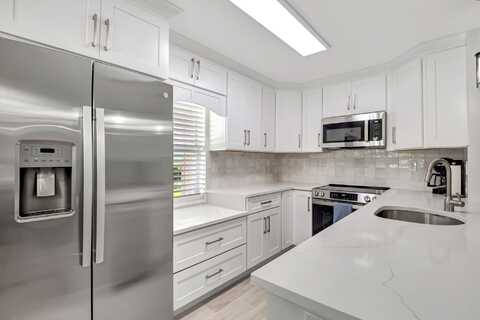 493 Flanders K, Delray Beach, FL 33484