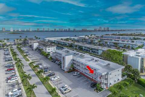 130 Doolen Court, North Palm Beach, FL 33408