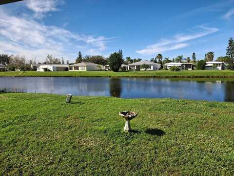 9 Madrid Lane, Port Saint Lucie, FL 34952