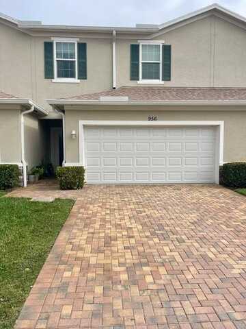 956 NE Trailside Run, Port Saint Lucie, FL 34983