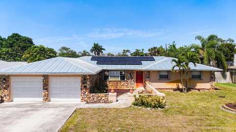 189 NE Caprona Avenue, Port Saint Lucie, FL 34983