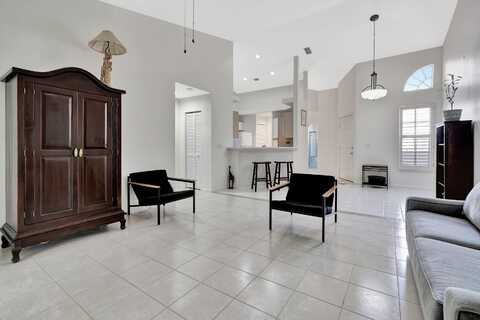202 Muirfield Court, Jupiter, FL 33458