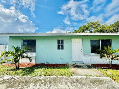 4952 Pimlico Court, West Palm Beach, FL 33415