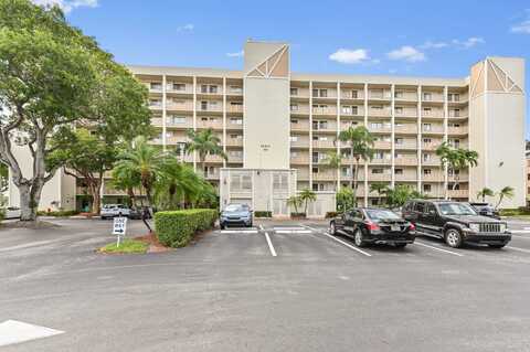 14425 Strathmore Lane, Delray Beach, FL 33446