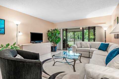 5087 Oak Hill Lane, Delray Beach, FL 33484