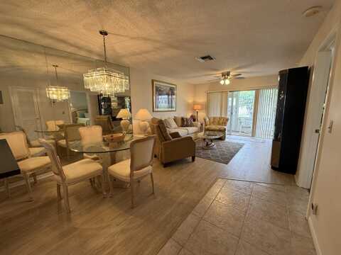 2541 Red Hibiscus Boulevard, Delray Beach, FL 33445