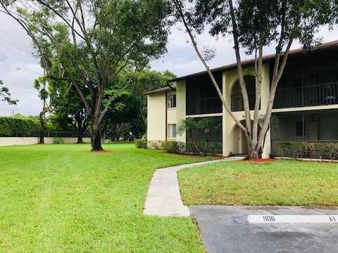 4975 Sable Pine Circle, West Palm Beach, FL 33417