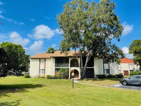 4975 Sable Pine Circle, West Palm Beach, FL 33417