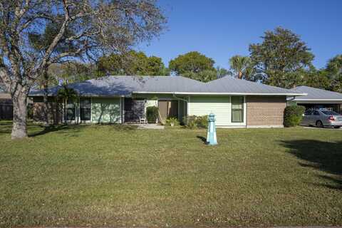 2995 SE Glasgow Drive, Stuart, FL 34997