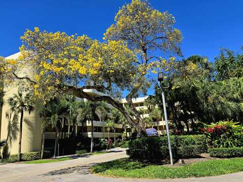 1850 Homewood Boulevard, Delray Beach, FL 33445