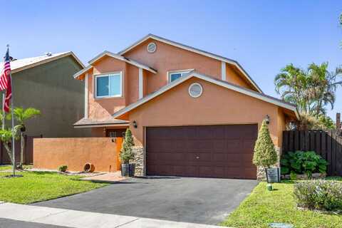 940 SW 96th Avenue, Pembroke Pines, FL 33025