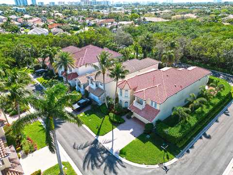 706 Voyager Lane, North Palm Beach, FL 33410