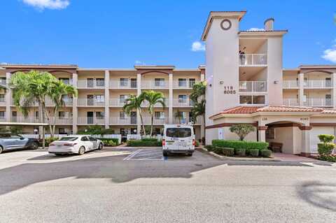 6065 Pointe Regal Circle, Delray Beach, FL 33484