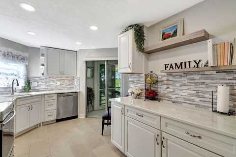 3755 Via Poinciana, Lake Worth, FL 33467