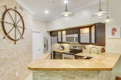 11760 St Andrews Place, Wellington, FL 33414