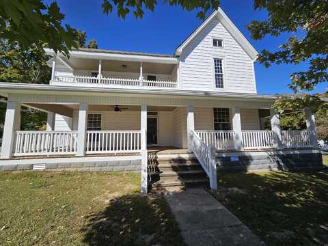 303 BROAD, GREENFIELD, TN 38230