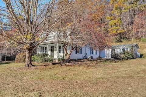 370 Rustic Ridge RD, Stuart, VA 24171