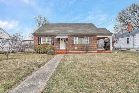 305 Bowman AVE, Salem, VA 24153