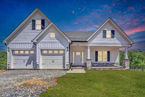 726 Ambler LN, Salem, VA 24153
