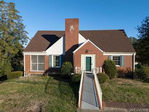 417 Main St, Brodnax, VA 23920