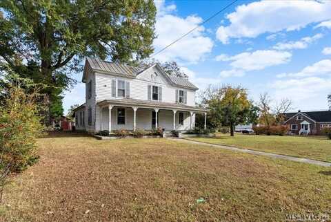 305 S Carter St, La Crosse, VA 23919