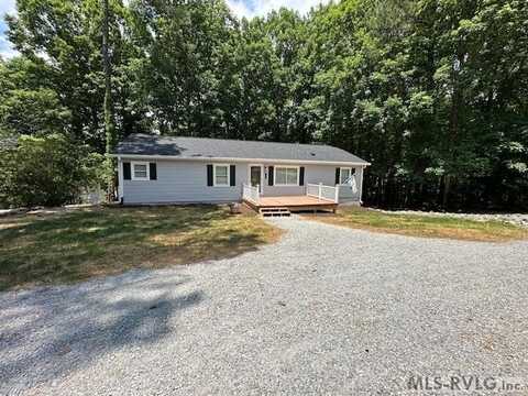 134 Roanoke Dr, Henrico, NC 27842