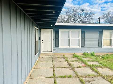 2312 W Harris Ave, San Angelo, TX 76901