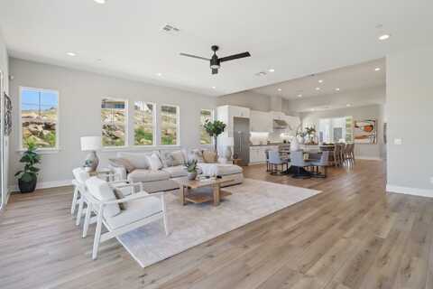 15130 Larchmont St, Poway, CA 92064