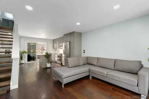 2710 Ariane Dr, San Diego, CA 92117