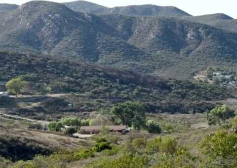 8209 Mesa Rd, Santee, CA 92071
