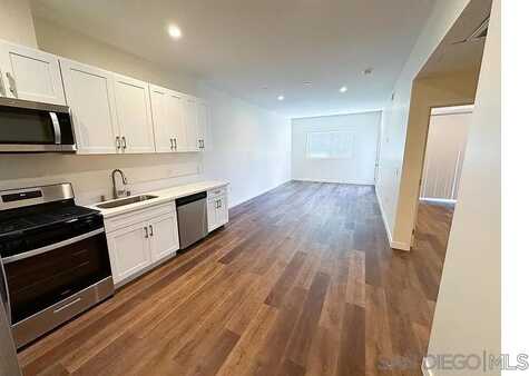 1041 N CUMMINGS, LOS ANGELES, CA 90033