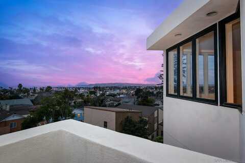 4687 Del Monte Ave, San Diego, CA 92107