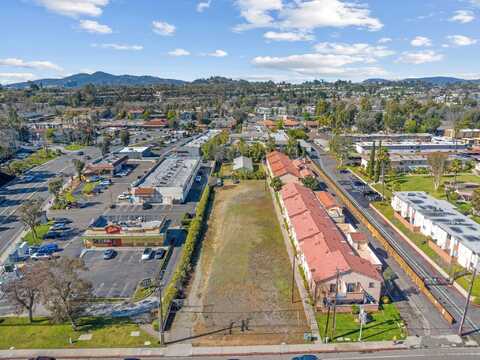 1325 N Broadway, Escondido, CA 92026