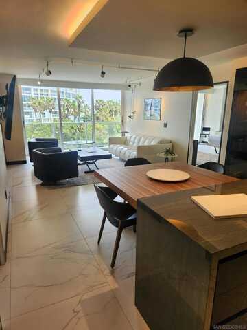 1830 Avenida Del Mundo, San Diego, Ca, CA 92118