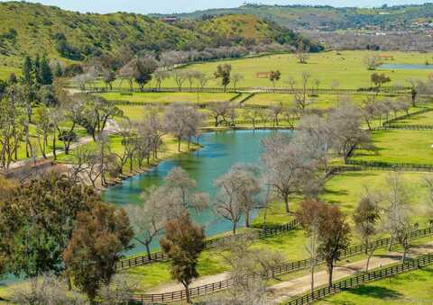 5820 W Lilac Road, Bonsall, CA 92003
