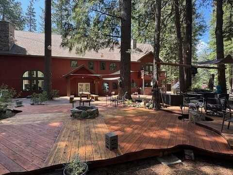 4025 Summit Drive, Mount Shasta, CA 96067